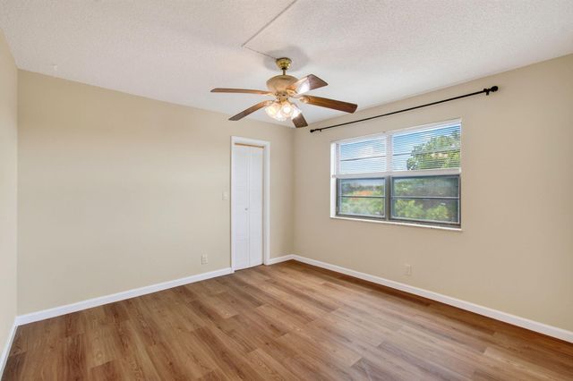 9440 SW 8TH Street 401, Boca Raton, FL 33428