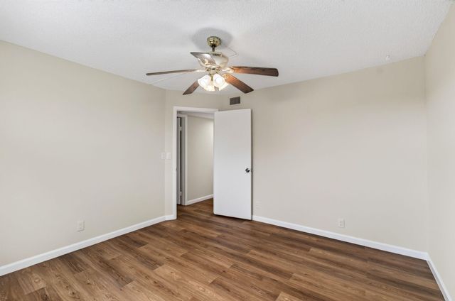 9440 SW 8TH Street 401, Boca Raton, FL 33428