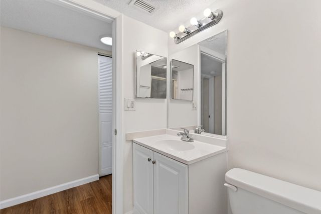 9440 SW 8TH Street 401, Boca Raton, FL 33428