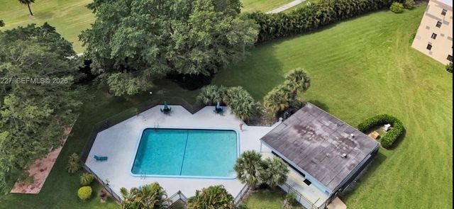 9440 SW 8TH Street 401, Boca Raton, FL 33428