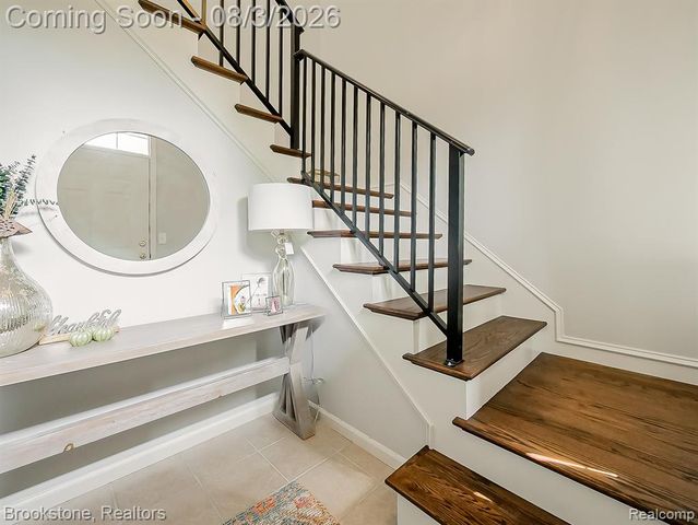 13203 Chesapeake Circle 146, Walled Lake, MI 48390