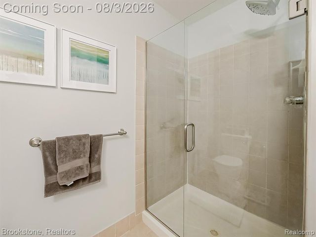 13203 Chesapeake Circle 146, Walled Lake, MI 48390