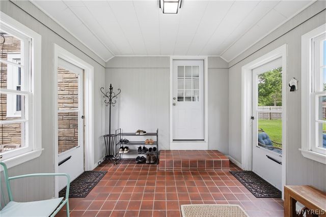 6531 Michael Road, Orchard Park, NY 14127