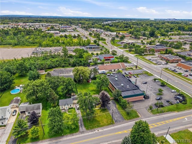 6531 Michael Road, Orchard Park, NY 14127