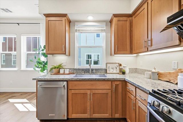 1918 Stella Street, Mountain View, CA 94043