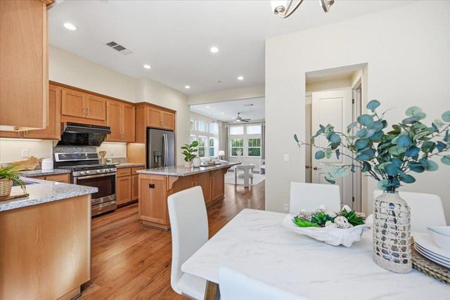 1918 Stella Street, Mountain View, CA 94043