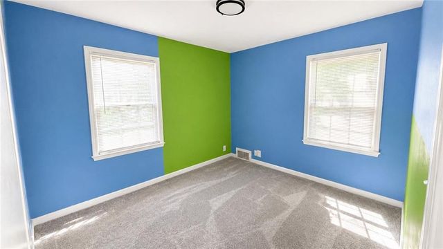 3203 NE 56 Th Street, Kansas City, MO 64119