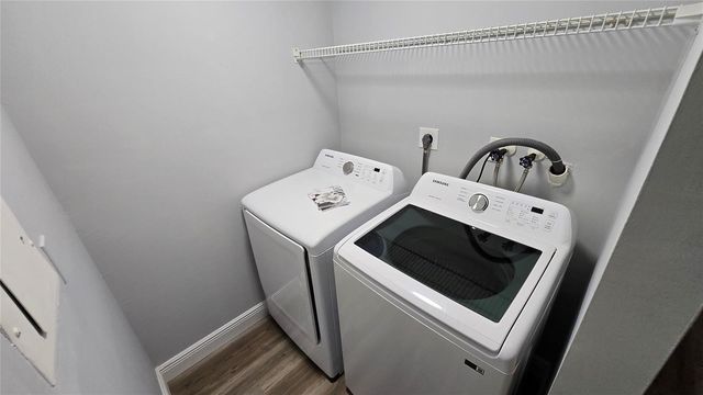 8900 SW 20th Place A, Davie, FL 33324