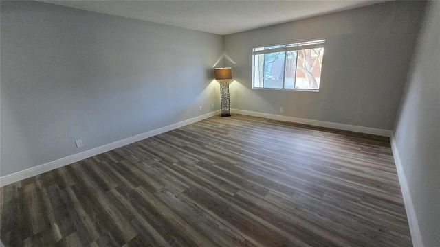 8900 SW 20th Place A, Davie, FL 33324