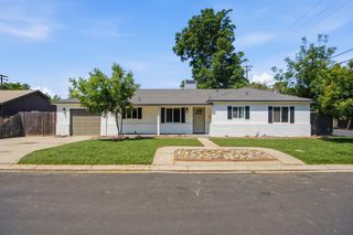 1451 Kent Way, Modesto, CA 95355