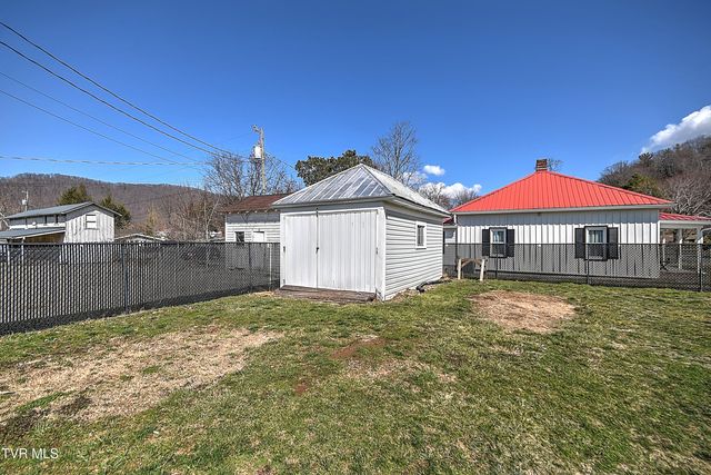 429 Love Street, Erwin, TN 37650