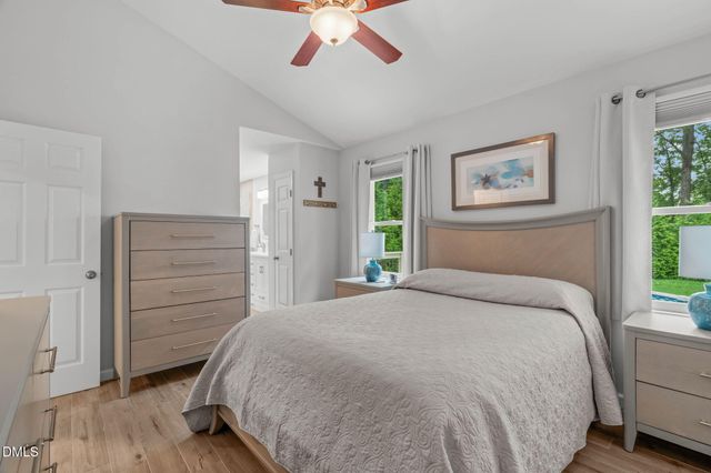 4609 Knightsbridge Way, Raleigh, NC 27604