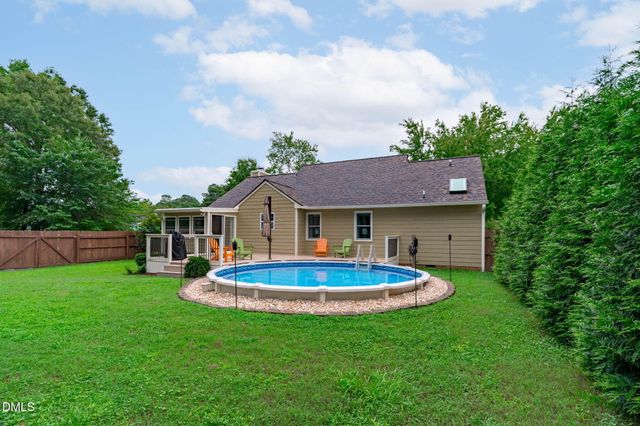 4609 Knightsbridge Way, Raleigh, NC 27604