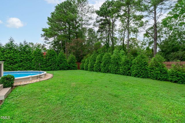 4609 Knightsbridge Way, Raleigh, NC 27604