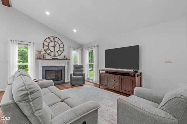 4609 Knightsbridge Way, Raleigh, NC 27604