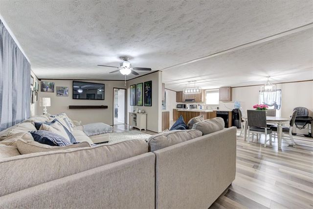 2530 County Street 2976, Blanchard, OK 73010