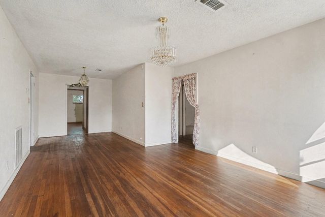 719 Burke Road, Pasadena, TX 77506