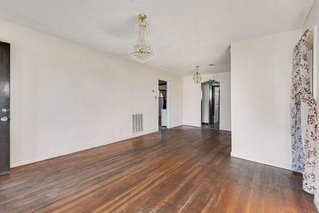 719 Burke Road, Pasadena, TX 77506