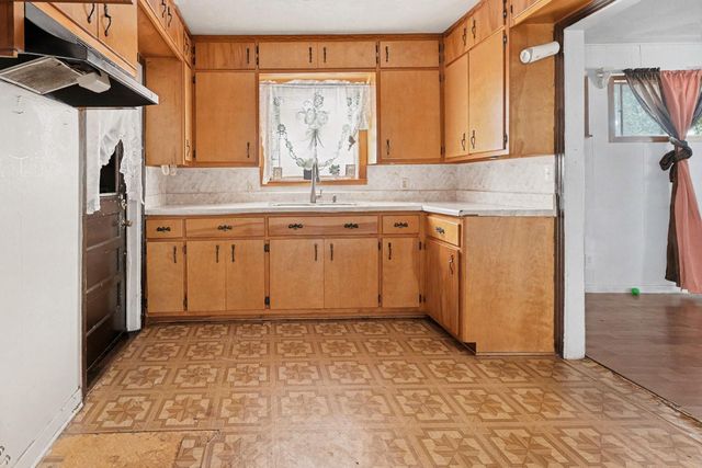 719 Burke Road, Pasadena, TX 77506