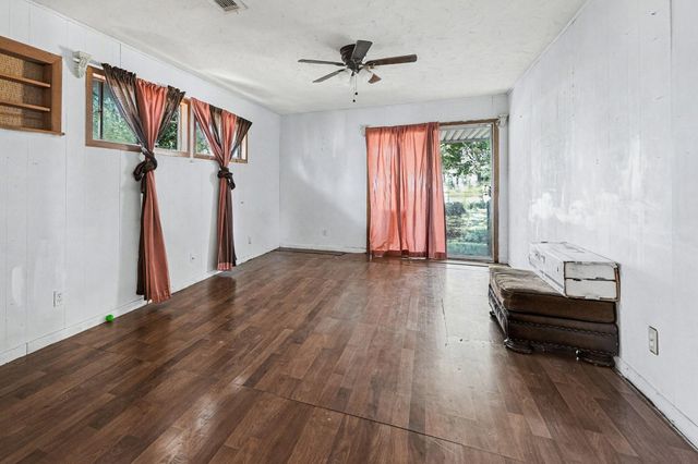 719 Burke Road, Pasadena, TX 77506