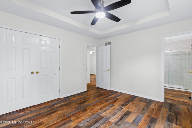 152 Dennis Dr, Shepherdsville, KY 40165