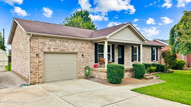 152 Dennis Dr, Shepherdsville, KY 40165