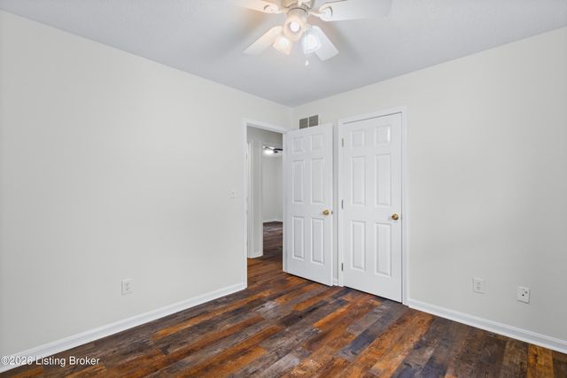152 Dennis Dr, Shepherdsville, KY 40165