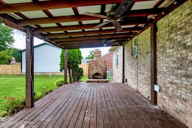 152 Dennis Dr, Shepherdsville, KY 40165