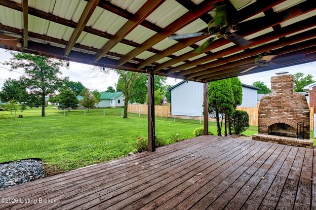 152 Dennis Dr, Shepherdsville, KY 40165