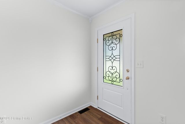 152 Dennis Dr, Shepherdsville, KY 40165