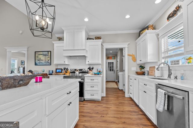 404 Zoarbella Drive, Baxley, GA 31513