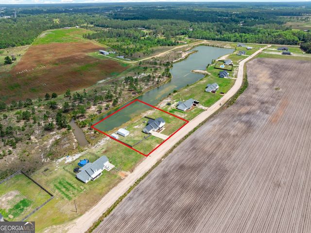 404 Zoarbella Drive, Baxley, GA 31513
