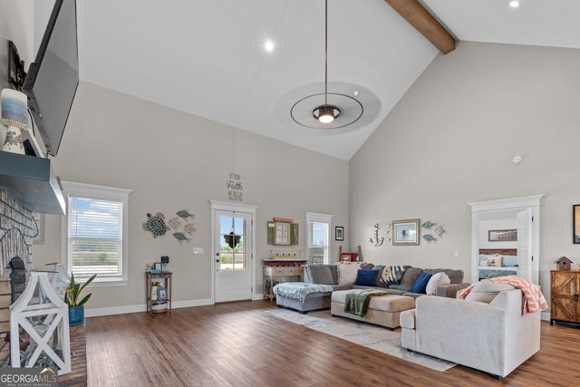 404 Zoarbella Drive, Baxley, GA 31513