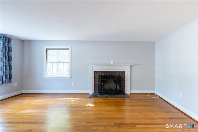 37 Old Wheeler Lane, Avon, CT 06001