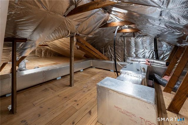 37 Old Wheeler Lane, Avon, CT 06001