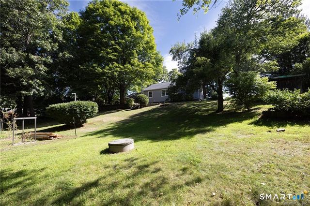 37 Old Wheeler Lane, Avon, CT 06001