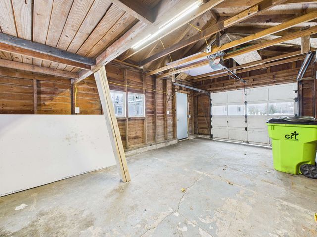 1325 Edna Street, Huntington, IN 46750