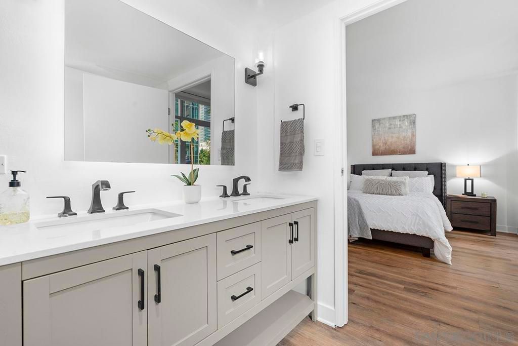Image 26 of property listing at 425 W Beech Street 303, San Diego, CA 92101