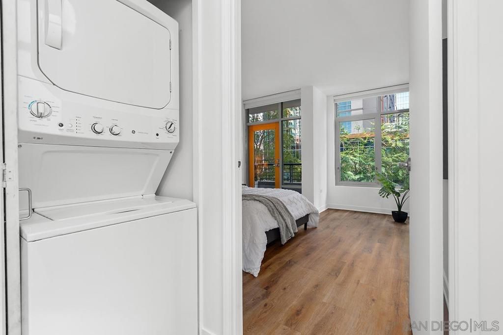Image 31 of property listing at 425 W Beech Street 303, San Diego, CA 92101