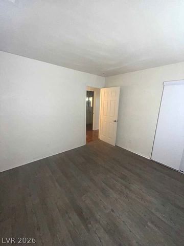 5115 Blossom Avenue, Las Vegas, NV 89142