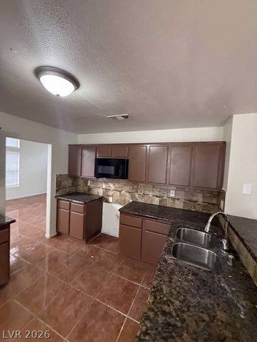 5115 Blossom Avenue, Las Vegas, NV 89142