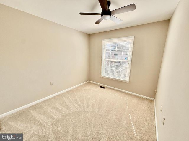 6166 WELLINGTON COMMONS DR, Alexandria, VA 22310