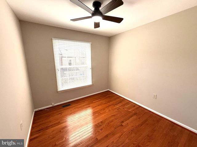 6166 WELLINGTON COMMONS DR, Alexandria, VA 22310