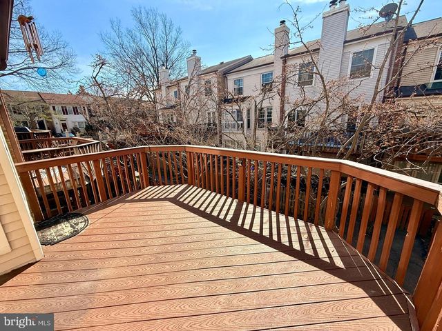 6166 WELLINGTON COMMONS DR, Alexandria, VA 22310