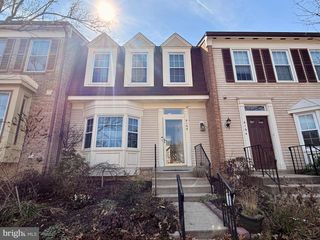 6166 WELLINGTON COMMONS DR, Alexandria, VA 22310