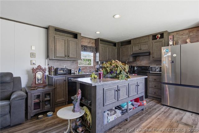 8637 Durant Nixon Road, Linden, NC 28356