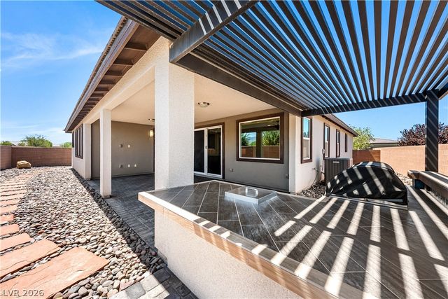 4681 South East Clifftop Drive, Pahrump, NV 89061