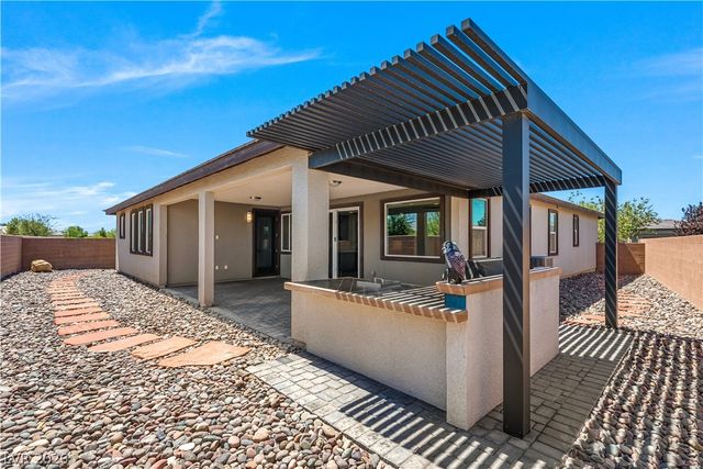 4681 South East Clifftop Drive, Pahrump, NV 89061