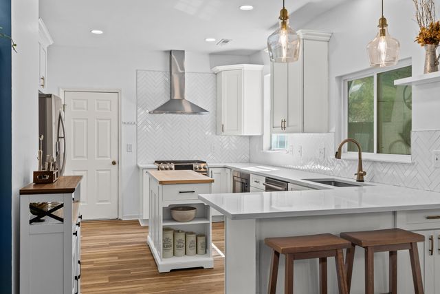 800 Essex Drive, Summerville, SC 29485