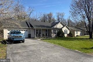 127 JETTA CIR, Martinsburg, WV 25403